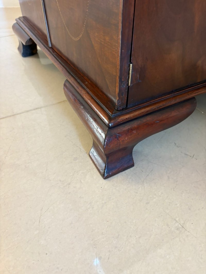 Outstanding Quality Antique Victorian Mahogany Inlaid Bookcase - Image 20